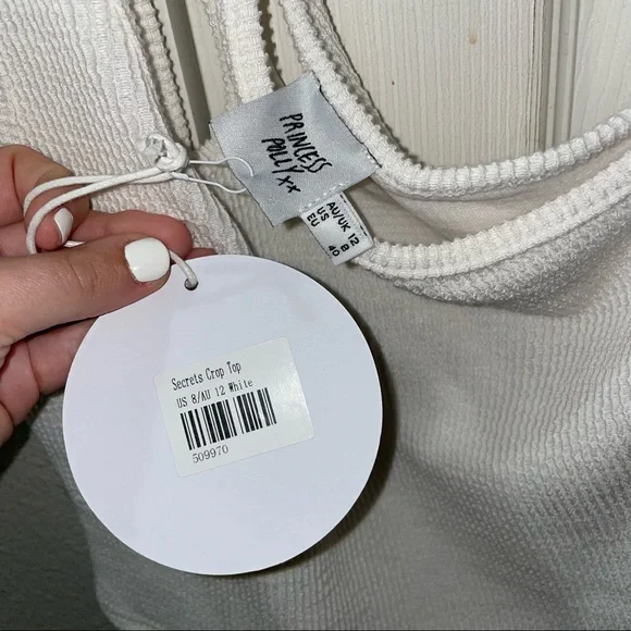 Princess Polly one-shoulder crop - Picture 2 of 2